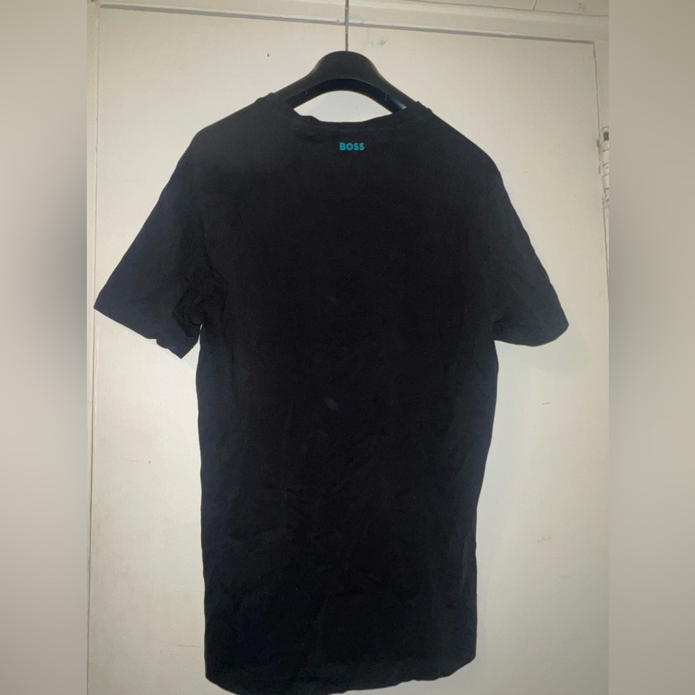 Hugo Boss Tee - Picture 2 of 3
